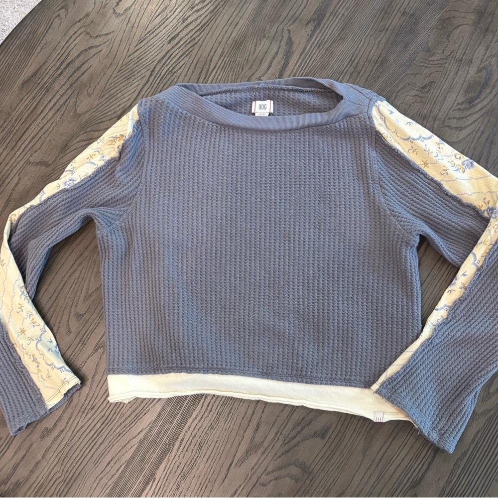 Urban Outfitters BDG Gray and Yellow Waffle Knit Top